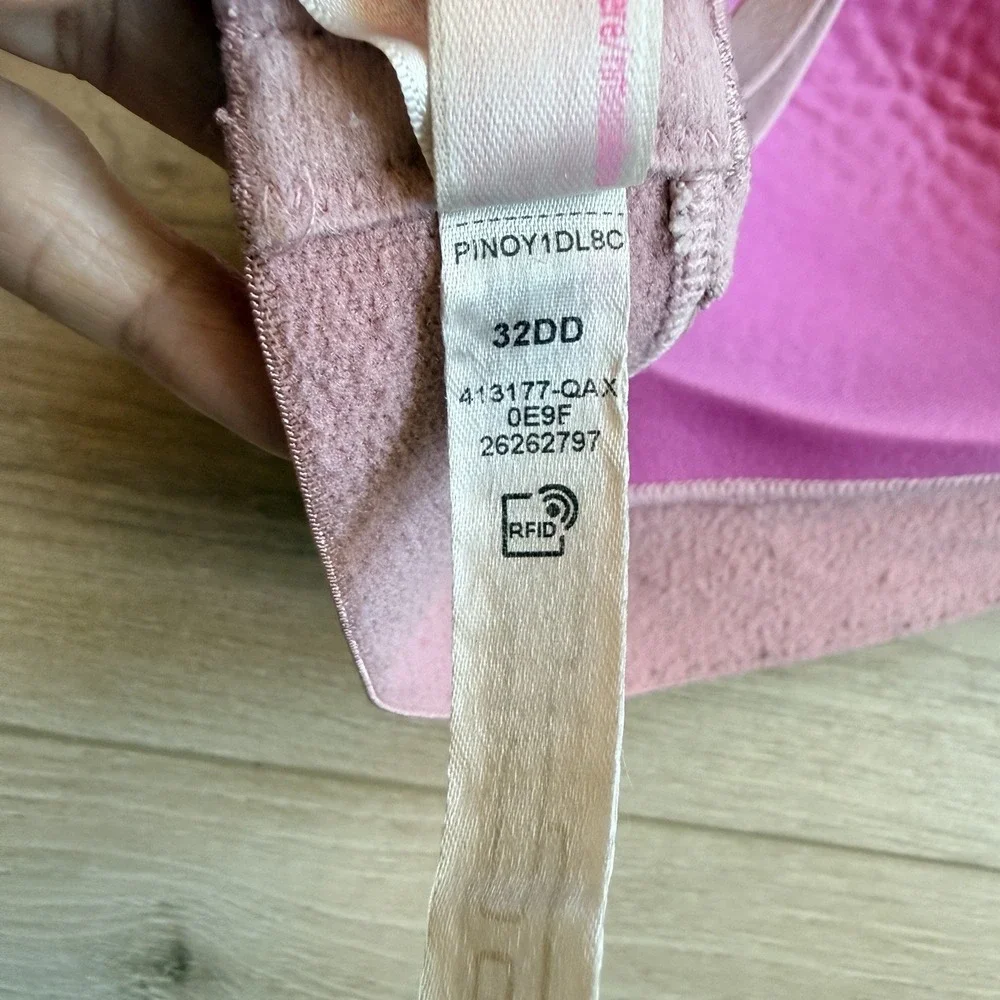 Victoria's Secret Pink‎ Women's Wear Everywhere Wireless 32DD Lightly Lined Bra